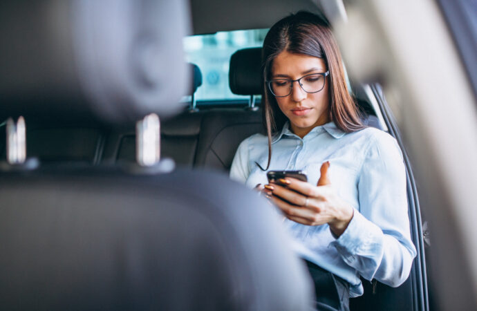 Lei assegura a passageiras o direito de escolher motoristas mulheres em apps de corrida, na PB