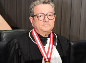 O menino, a chuva e o sertão