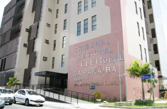 Irmã de Hugo Motta omitiu R$ 1 milhão em cotas na declaração enviada ao TRE-PB