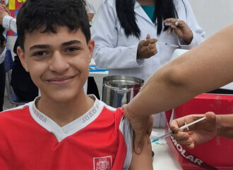 Vacinação nas escolas em João Pessoa reforça proteção de crianças e adolescentes