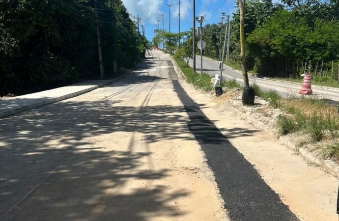 Via que liga Altiplano e Bancários, em João Pessoa, tem tráfego liberado após reparo de cratera