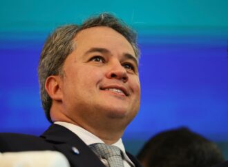 Efraim destaca respeito à decisão de Juliana e mantém expectativa sobre a composição da chapa