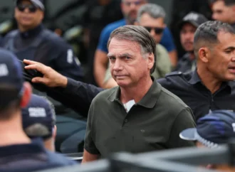 Bolsonaro confirma ao STF que arma apreendida com sargento era dele