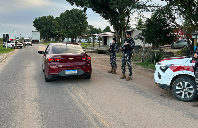 Polícia desarticula grupo criminoso suspeito de roubos de carros, no Litoral Sul