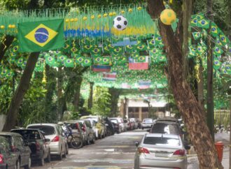 Entenda cuidados e regras na hora de decorar a rua para a Copa do Mundo