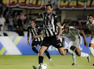 Botafogo-PB enfrenta o Ypiranga-RS em duelo direto contra a parte de baixo da tabela