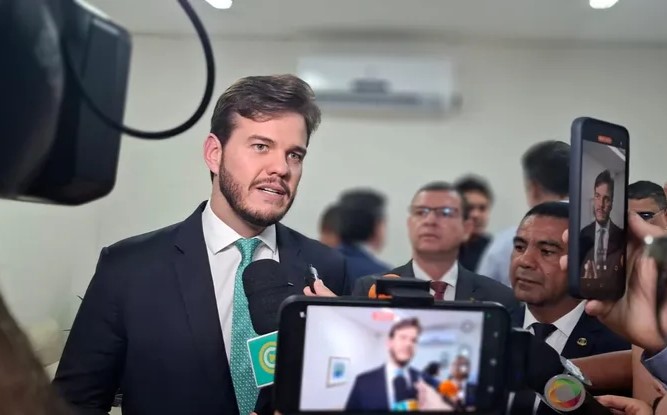 Bruno sinaliza presença em agenda de Flávio Bolsonaro em Campina Grande
