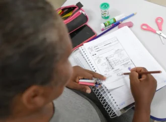 Brasil tem menor número de analfabetos desde 2016, diz IBGE