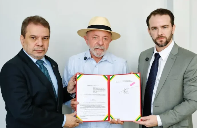 Lula assina decreto que prevê bloqueio de recursos de bets ilegais