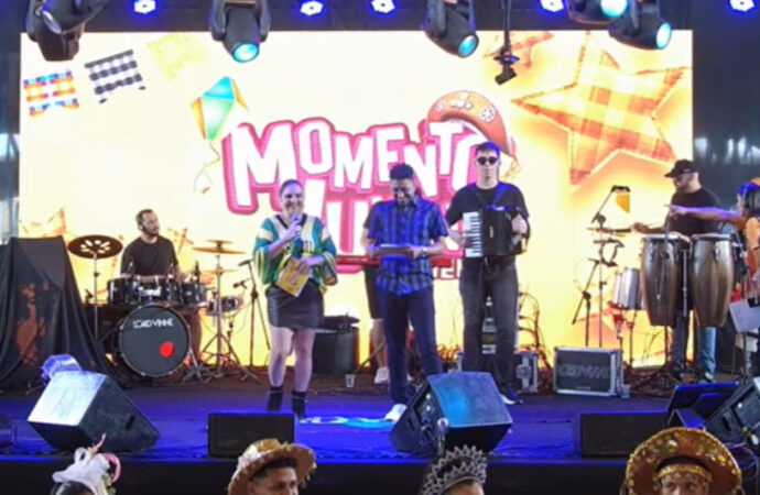 Momento Junino deste sábado tem Banda Styllus e Forró Saia Justa; assista ao vivo