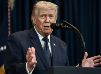 Trump ameaça ‘dizimar’ o Irã após plano de atentado