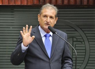 Deputado quantifica possibilidade de apoiar João Azevêdo para o Senado: 2%