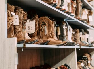 Vai usar bota no São João? Especialista dá dicas para evitar lesões e desconfortos