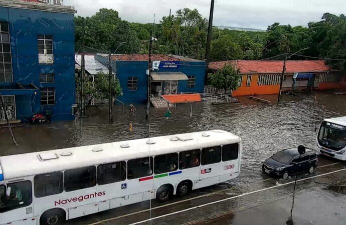 Prefeitura anuncia obra para acabar com alagamentos na CBTU