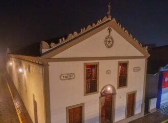 Teatro mais antigo da Paraíba volta a receber o público após restauração