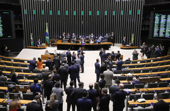 Câmara deve votar nesta semana projetos ligados à saúde