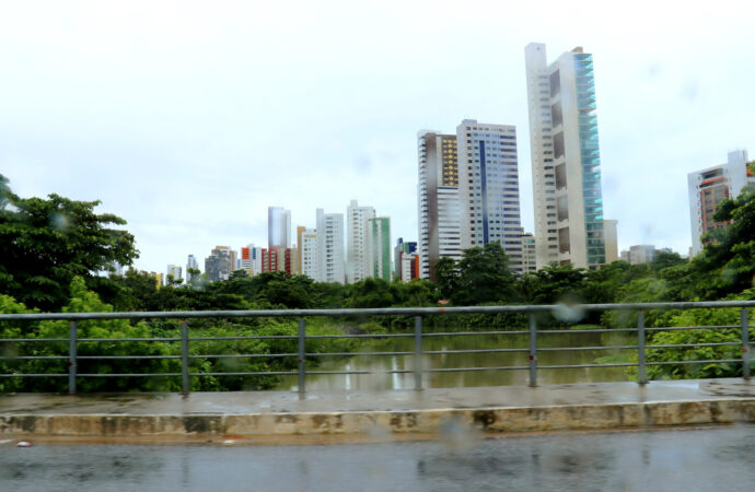 Inmet emite alerta de chuvas intensas para toda a Paraíba
