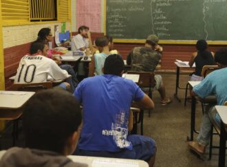 Governo paga R$ 12 mil a projetos para jovens em áreas vulneráveis