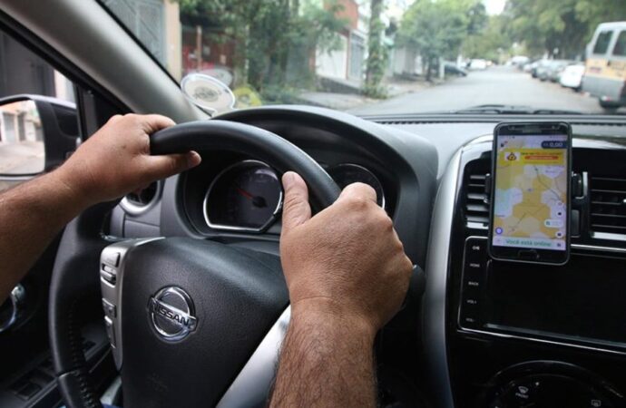 STF marca retomada do julgamento sobre uberização
