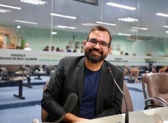 Olímpio Rocha confirma ação na Justiça contra carreata de Flávio Bolsonaro