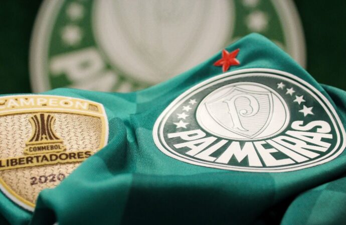 Idoso suspeito de abuso no Palmeiras entrou em banheiro antes de menina