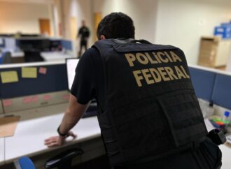 Polícia Federal cumpre mandado de busca e apreensão em Cabedelo