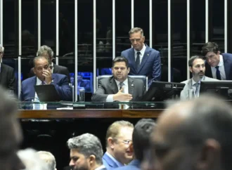 Senado anula norma sobre aborto legal em crianças vítimas de estupro