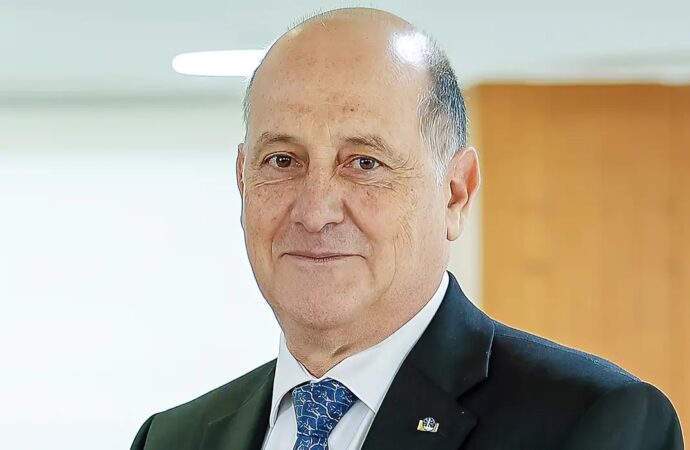Embaixador da Argentina é convocado para explicar comportamento de Milei no Brasil