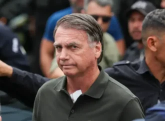 Fuzil, pistolas e espingardas: saiba as armas que Bolsonaro deverá entregar por ordem de Moraes