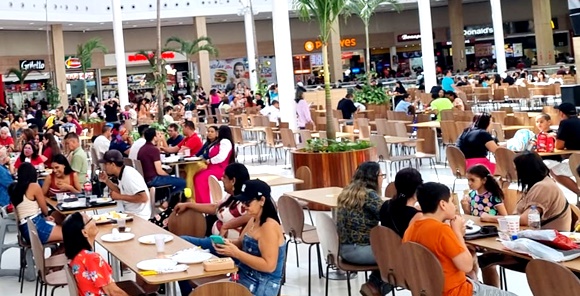 Praças de alimentação de shoppings mantém funcionamento após interrupção de gás em João Pessoa