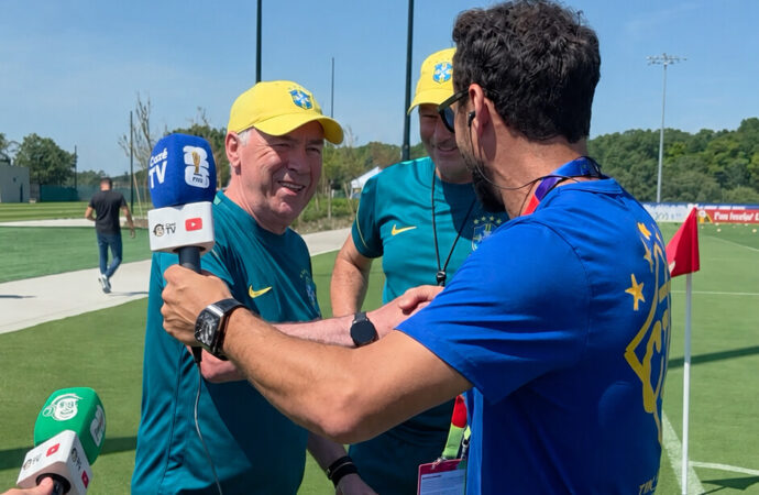 Ancelotti “convida” Nenê para treinar com a seleção brasileira antes de jogo contra a Noruega