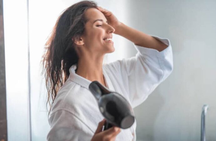Quer um cabelo mais forte e saudável? Consultora dá dicas para manter os fios nutridos