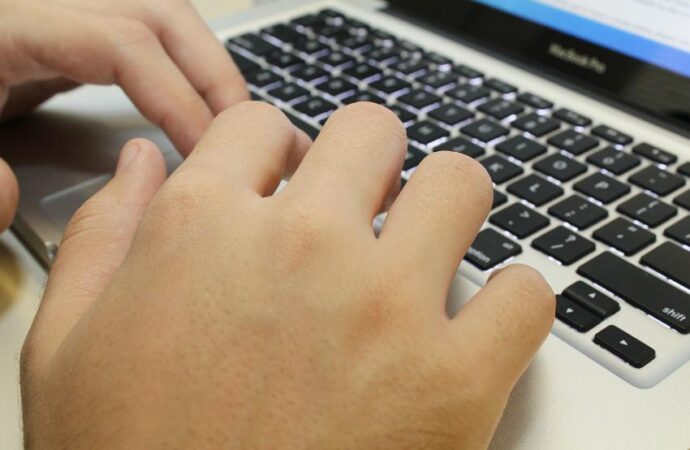 SEE abre seleção com 50 vagas de estágio remunerado para estudantes de nível superior