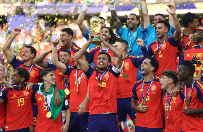 Espanha fatura a Copa do Mundo 2026; confira lista de campeões