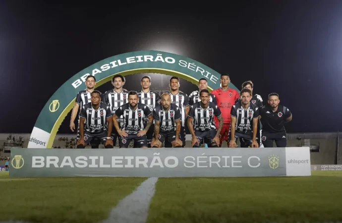 Botafogo-PB vira sobre o Caxias e entra no G-4