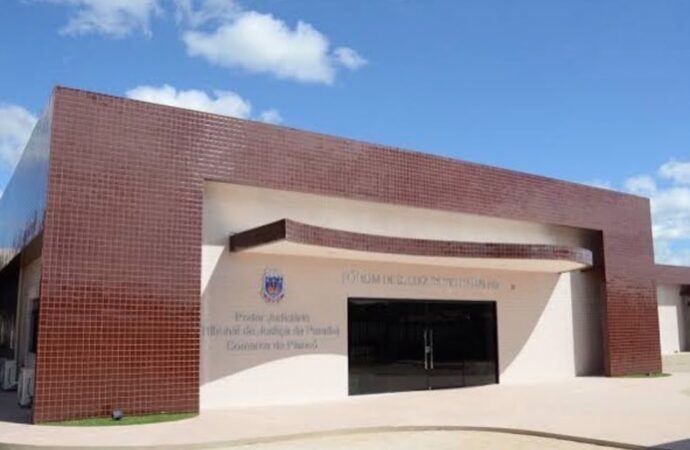Homem é condenado a mais de 30 anos por feminicídio em Piancó