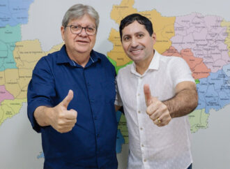 Prefeito reafirma apoio à pré-candidatura de João Azevêdo ao Senado