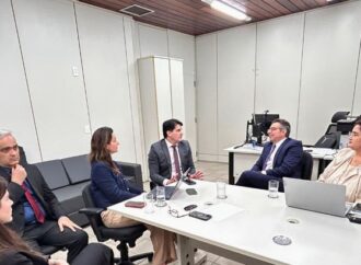 TRE-PB alinha atuação para campanha e reforça regras sobre uso de IA nas eleições