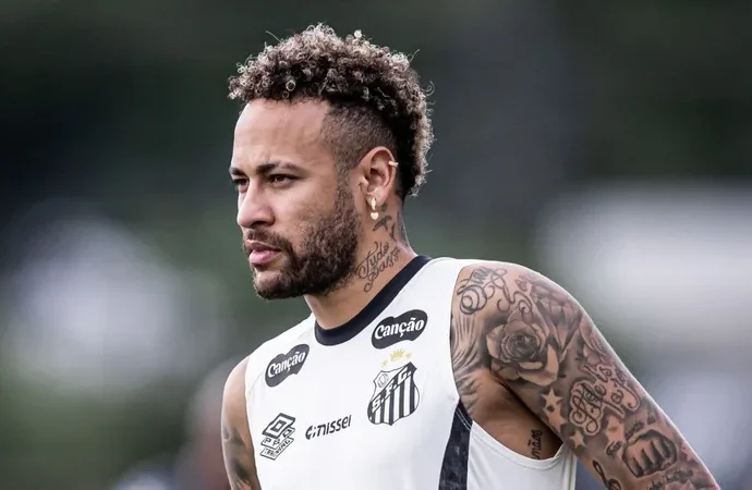 Santos anuncia decisão sobre Neymar para jogo decisivo