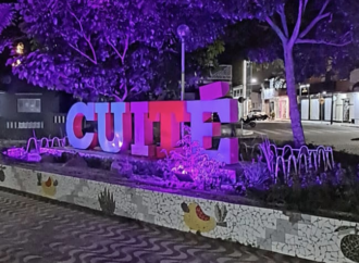 Iluminação transforma prédios de Cuité em símbolo de enfrentamento à violência contra a mulher