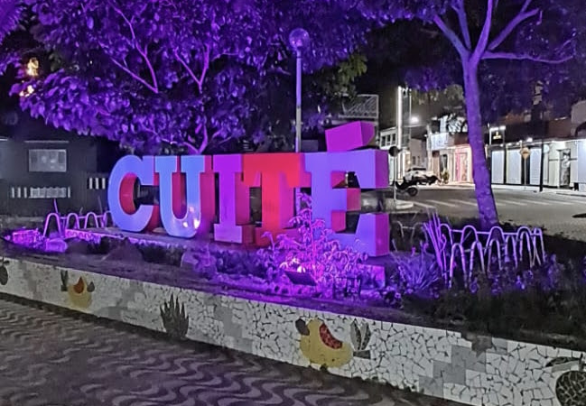 Iluminação transforma prédios de Cuité em símbolo de enfrentamento à violência contra a mulher