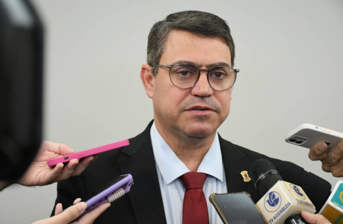 MP pede impugnação da candidatura de Dinho Dowsley com base em processo sigiloso