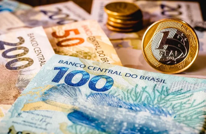 Arrecadação federal bate recorde e chega a R$ 289,3 bi