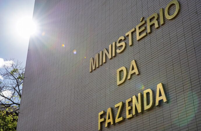 Ministério da Fazenda suspende atuação da Pixbet e determina cancelamento de apostas em andamento