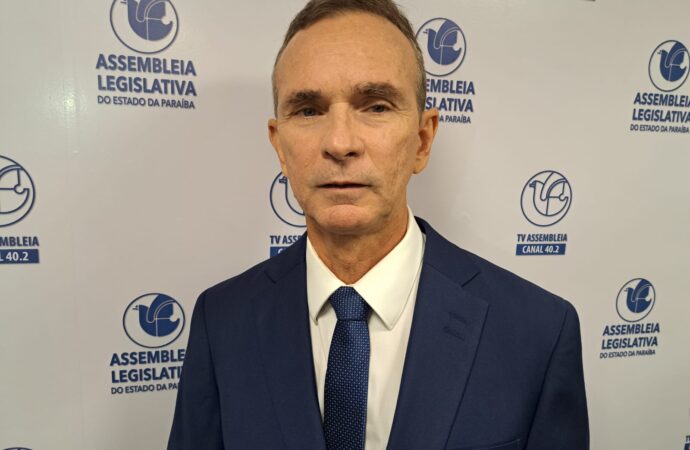 Nilson Lacerda deixa disputa pela ALPB e concorre à Câmara Federal