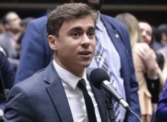 Nikolas propõe corte de salários de autoridades em caso de déficit fiscal