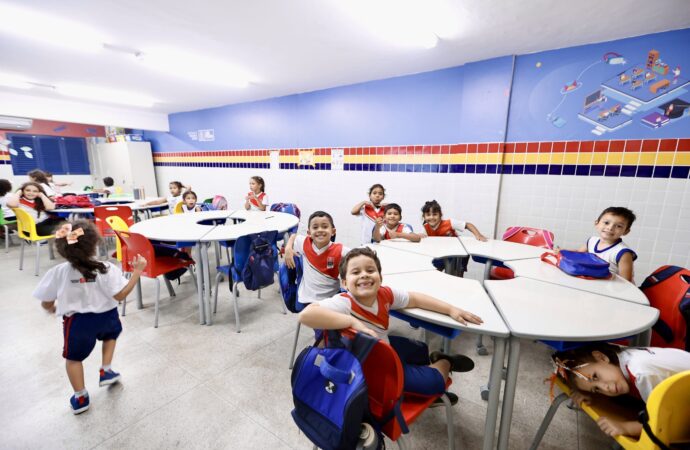 Leo Bezerra celebra maior avanço da educação de João Pessoa no Ideb entre capitais do Nordeste