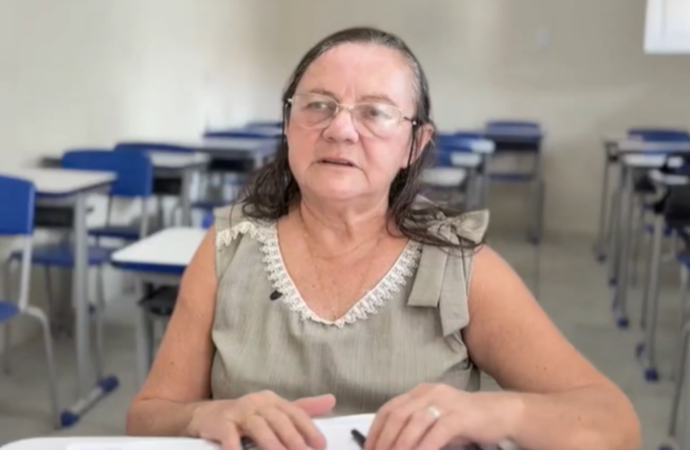 Aos 65 anos, mulher que não estudou na infância aprende a ler e escreve primeiro livro na PB