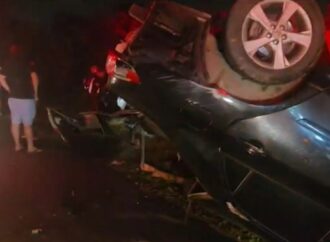 Batida entre carros deixa três mortos na BR-230, em Campina Grande