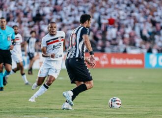 Botafogo-PB cede duas vezes e empata com o Santa Cruz no Almeidão